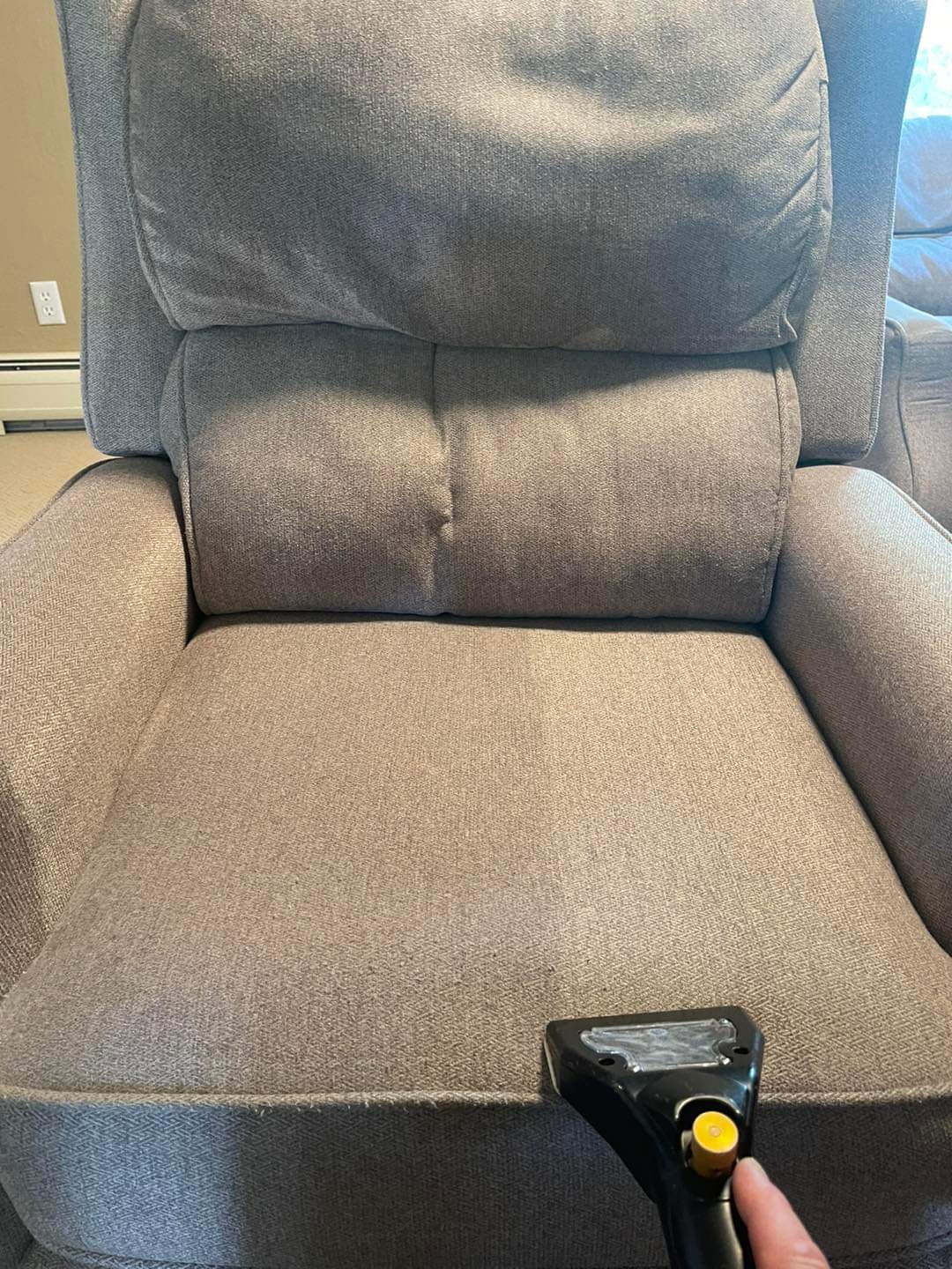 Upholstery Cleaning in Brentwood, CA